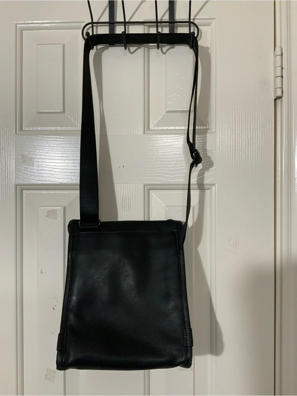 Tumi Gen 4.3 - 9.5” POCKET BAG SMALL Sling Crossbody - 100% BLACK LEATHER